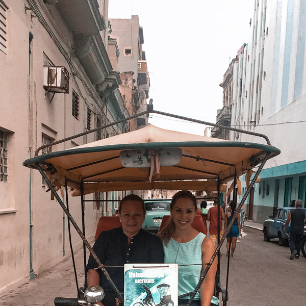 Bicitaxi en La Habana Vieja