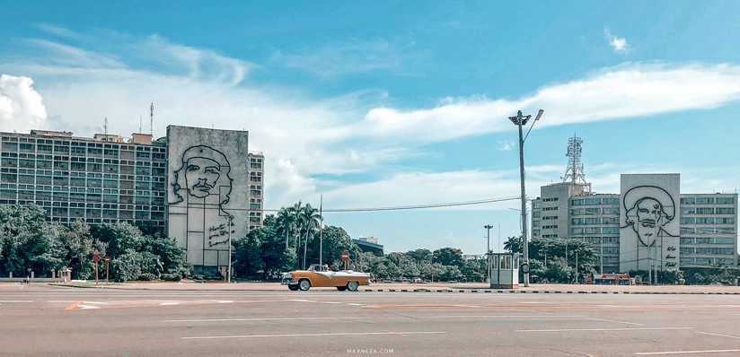 Plaza de la Revolución - El Ché Guevara y Camilio Cienfuegos