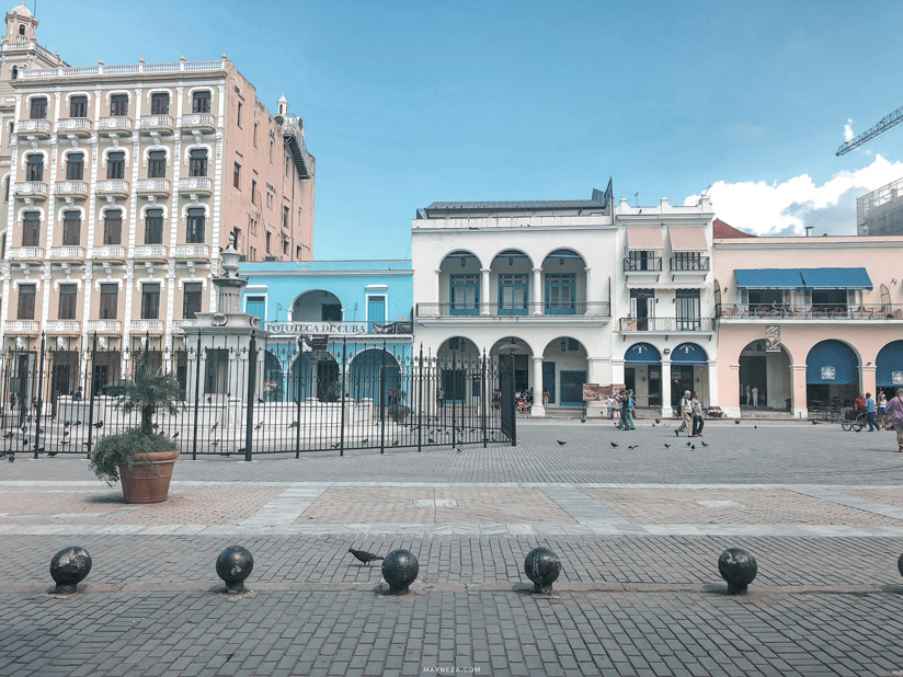 Plaza Vieja, La Habana, Cuba